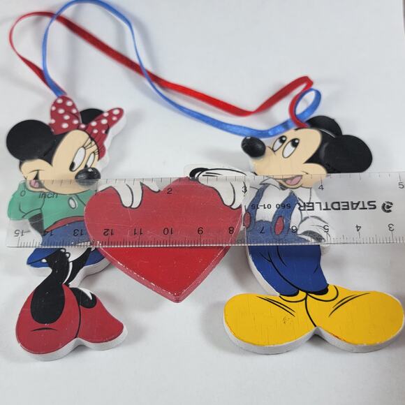 Vintage Mickey & Minnie Wooden Heart Ornament 1990s Disney Christmas - Picture 4 of 10